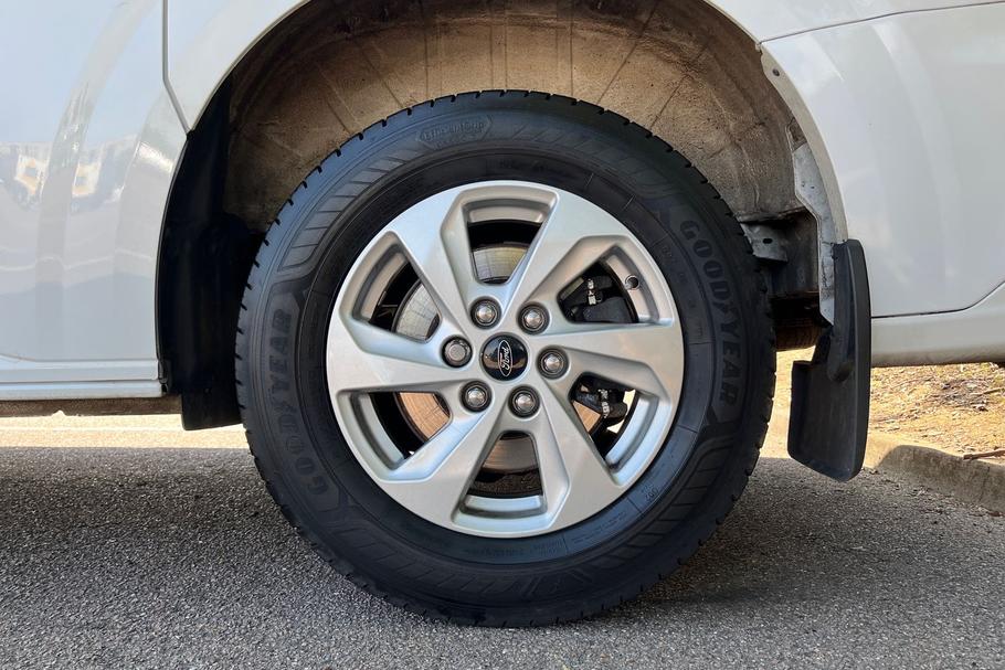 Used Ford TRANSIT CUSTOM DV24HLE 22
