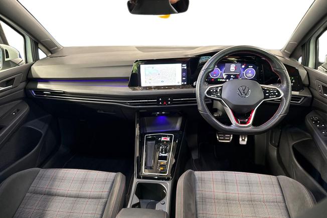 VOLKSWAGEN Golf Photo 10
