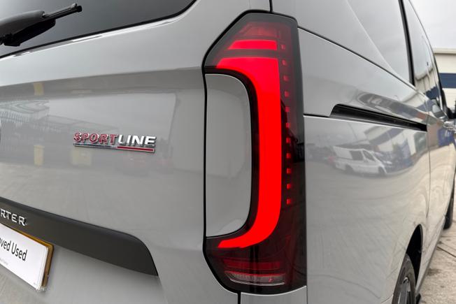 VOLKSWAGEN Transporter Photo 18