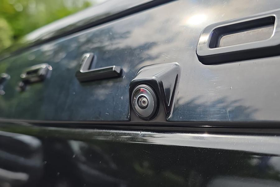Ford Explorer Photo autoimg-a2dbd8ee91daf0708cfc9a6ea1fbfc9dc408f8c1.jpg