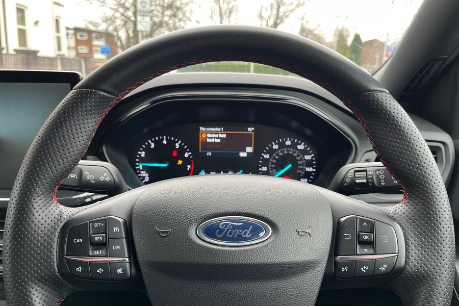 Ford FOCUS Photo autoimg-a2dc6ab3e9b2af72721688c1bc907332dd1609e5.jpg