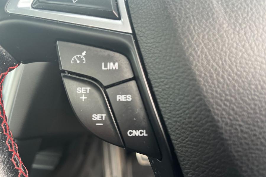 Ford MONDEO Photo autoimg-a2dfa4dbd3d1f2af83eeb4b9018ed9b906b4b630.jpg