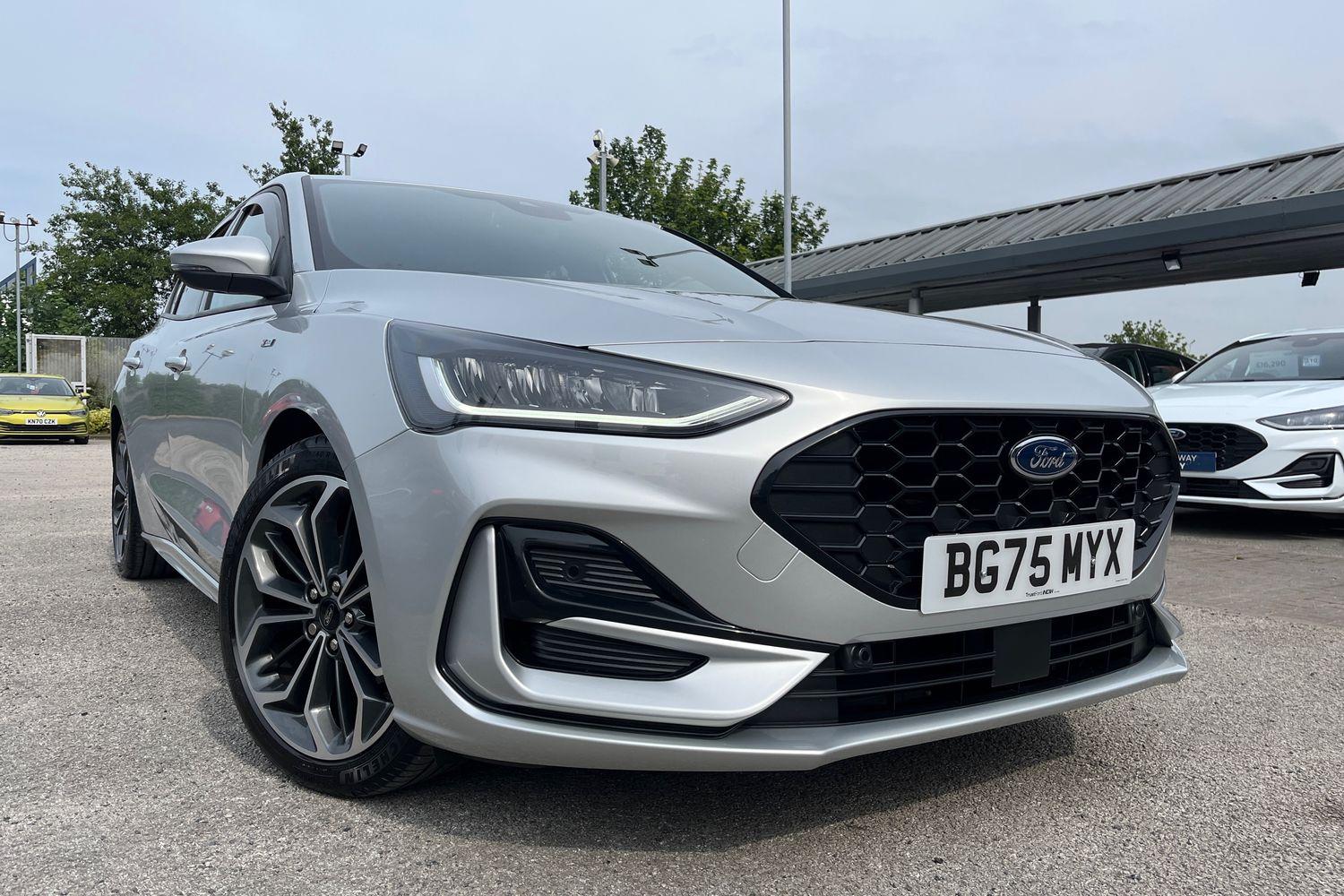 Ford Focus Photo 36
