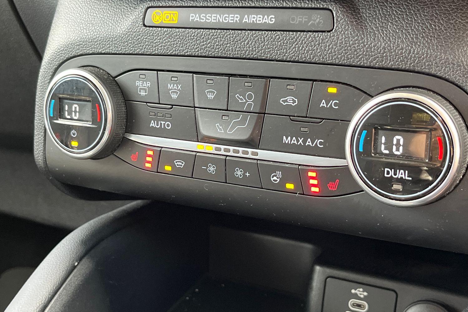 Ford Kuga Photo 25