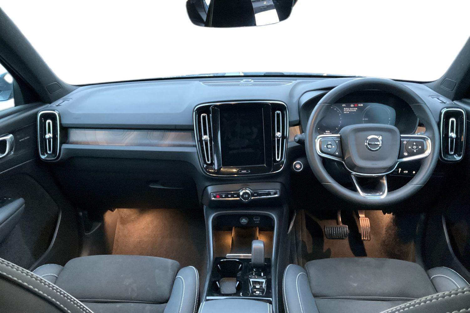 Volvo XC40 Photo 9
