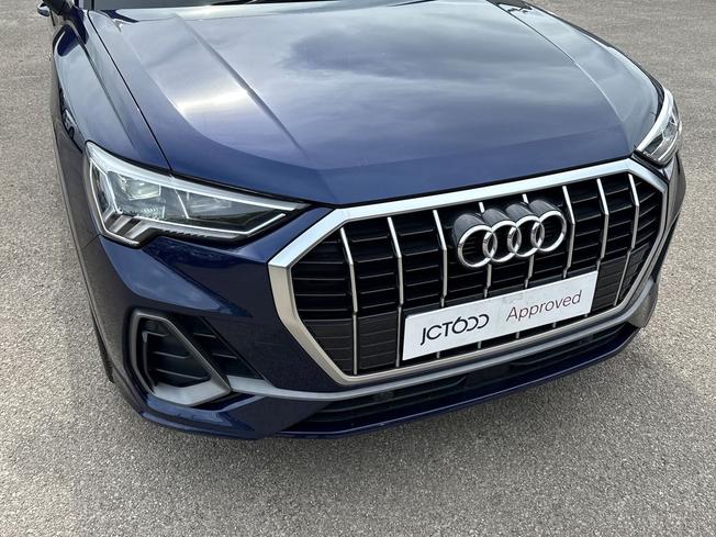 AUDI Q3 Photo 31