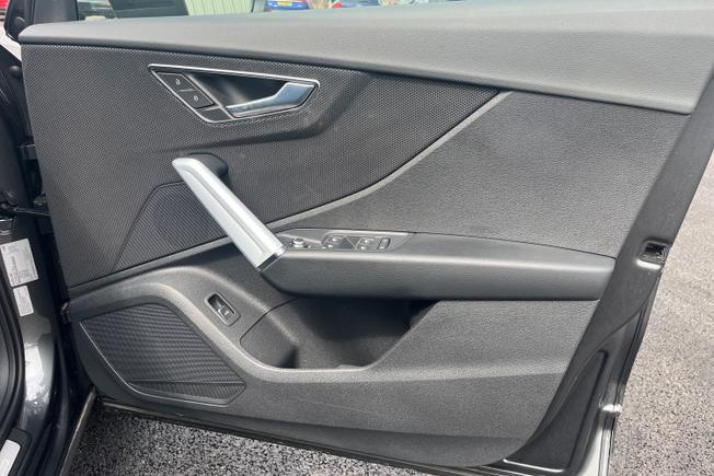 AUDI Q2 Photo 38