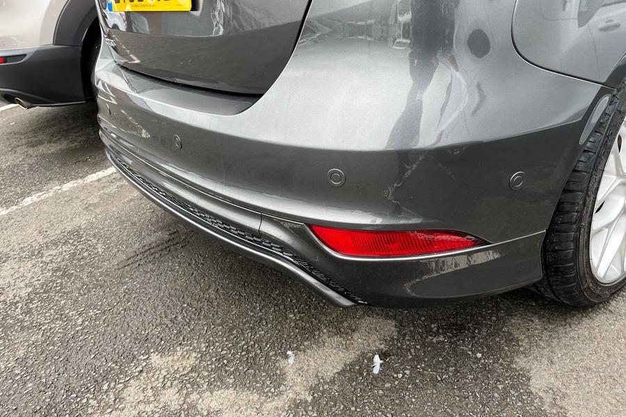 Ford FOCUS Photo autoimg-a2eee82727122edd5bda713ae0940b8599f47651.jpg