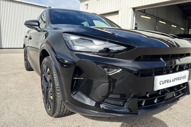 CUPRA Formentor Photo 19