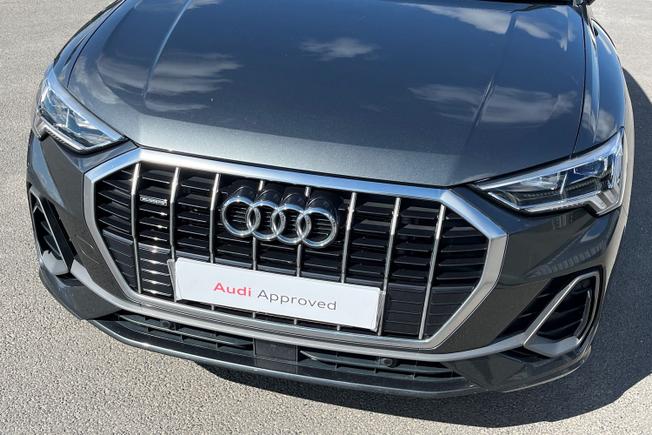 AUDI Q3 Photo 26