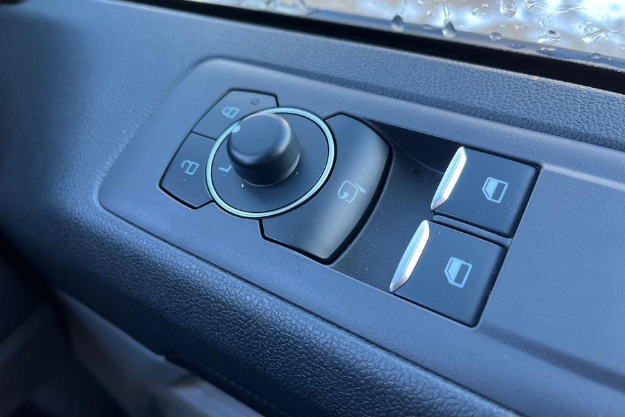 Used Ford TRANSIT CUSTOM 15