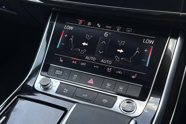 AUDI Q7 Photo 37