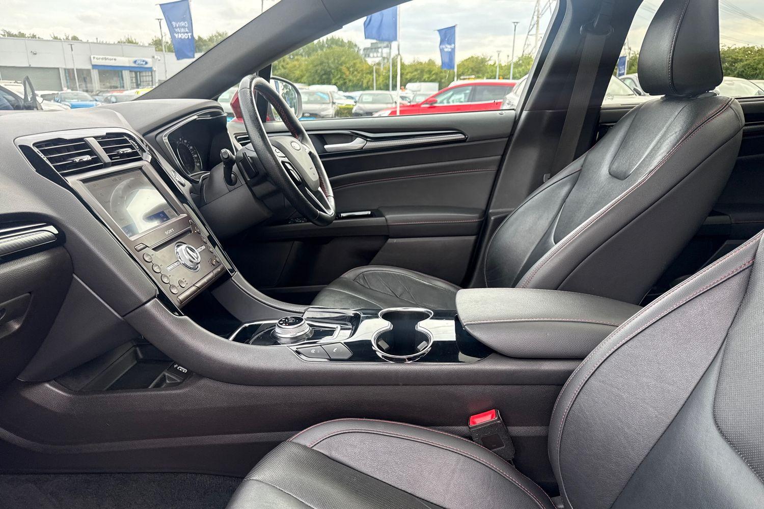 Ford MONDEO Photo 18