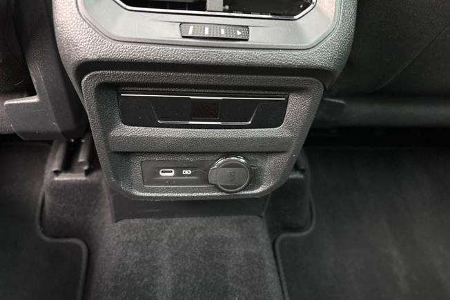 VOLKSWAGEN Tiguan Photo 35