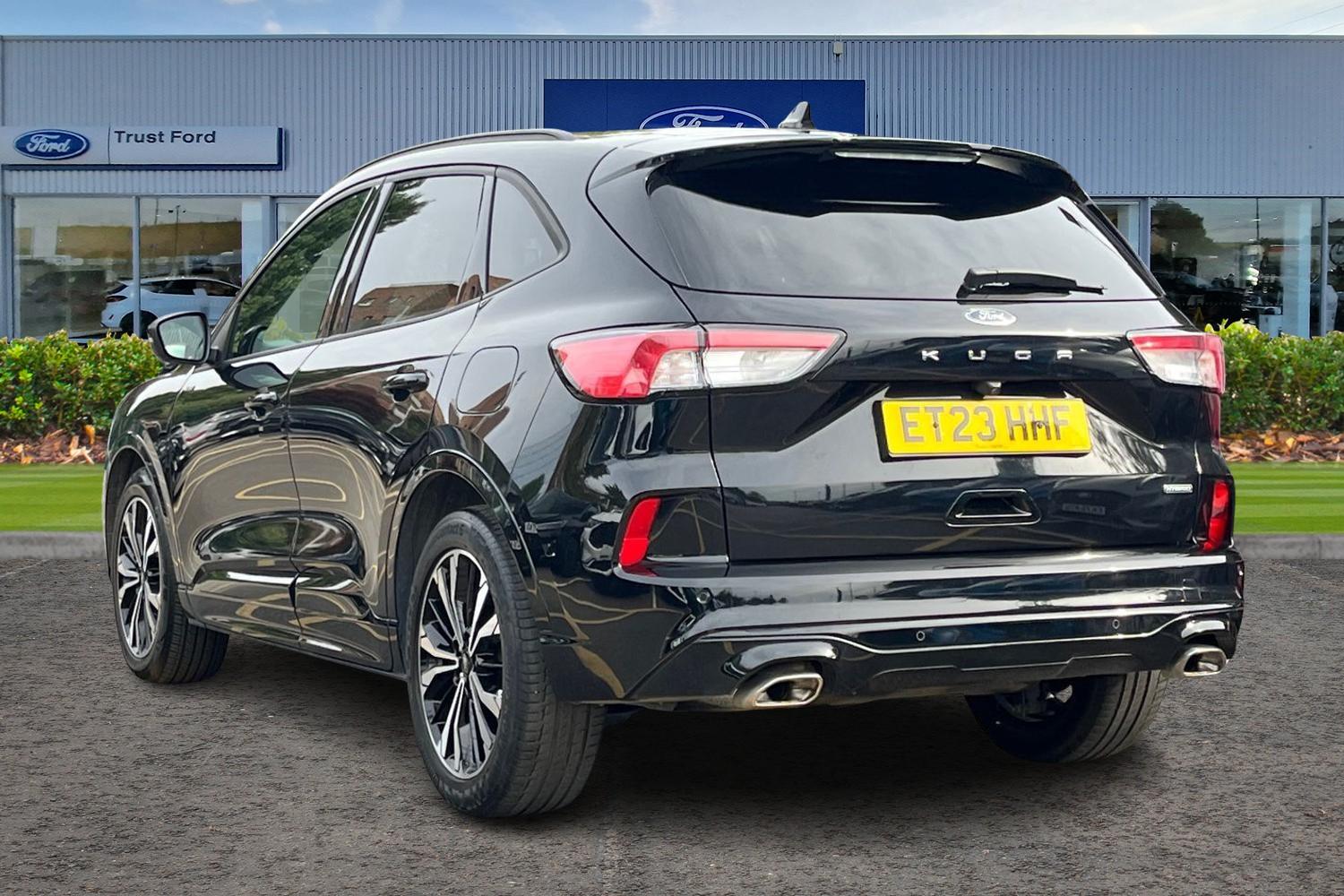 Ford KUGA Photo 1