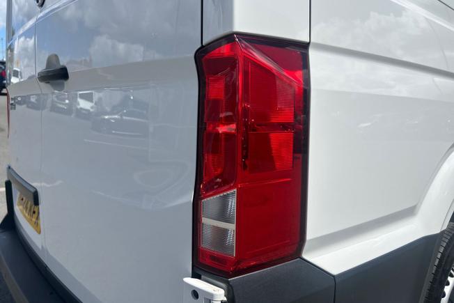 VOLKSWAGEN Crafter Photo 18