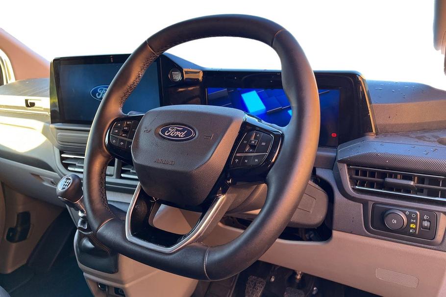 Used Ford TRANSIT CUSTOM 13