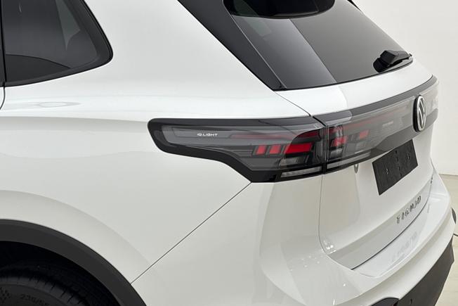 VOLKSWAGEN  Tiguan  Photo 18