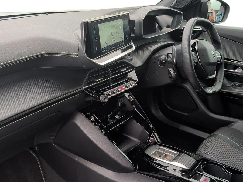 Used Peugeot 2008 NG22ZNW 16