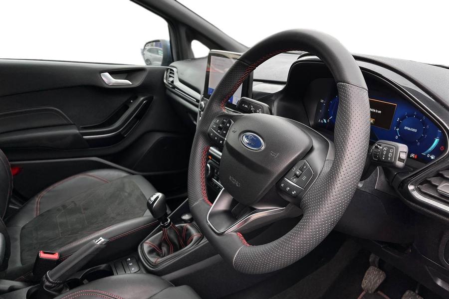 Ford FIESTA Photo autoimg-a305e9c655bf94df5ed02d36b50138de9418f208.jpg