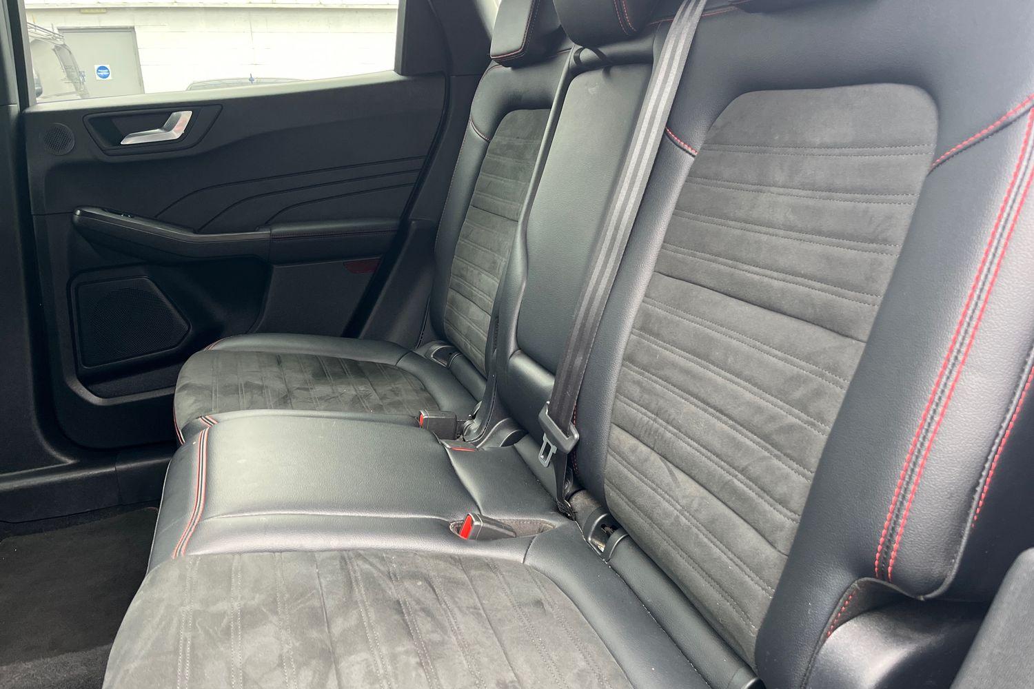 Ford KUGA Photo 19