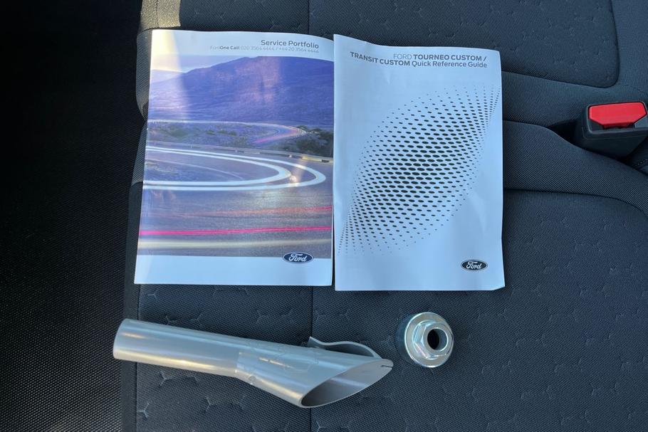 Used Ford TRANSIT CUSTOM 9