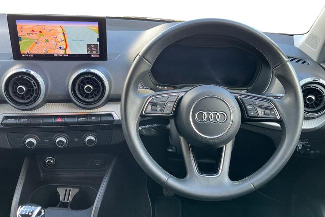 AUDI Q2 Photo 11