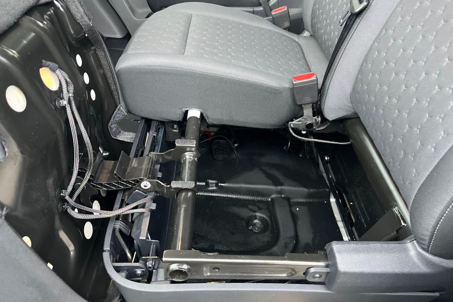 Used Ford E-TRANSIT CUSTOM LS25ZPN 23