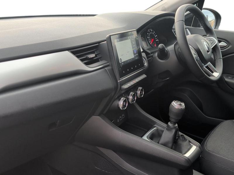 Used Renault Captur NG23FWL 15