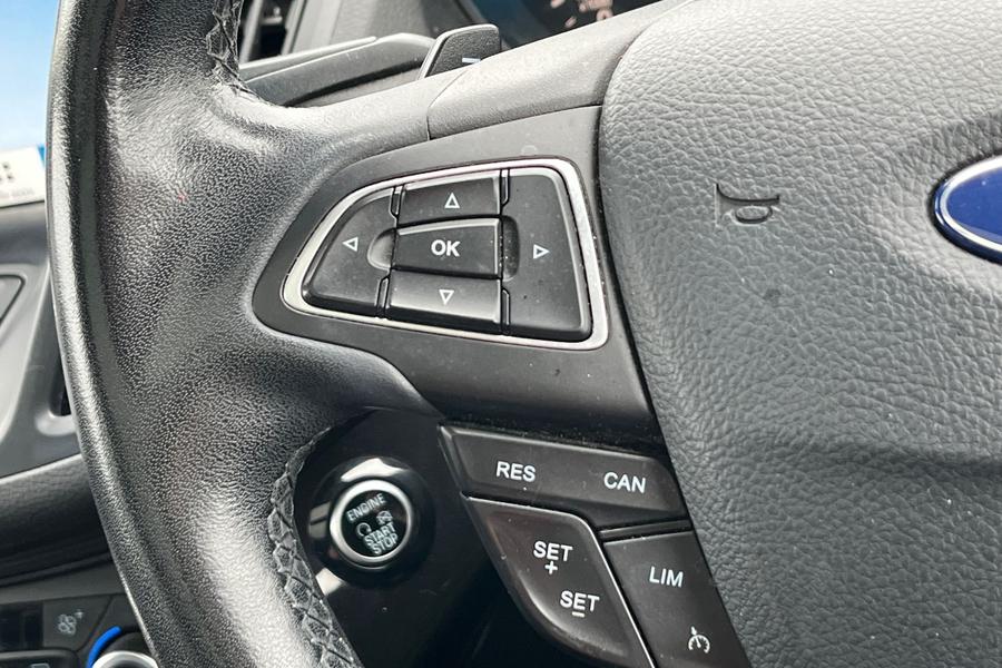 Ford KUGA Photo autoimg-a31e26737ed99bb8c8e34c2b2eb1d0e0df8da485.jpg