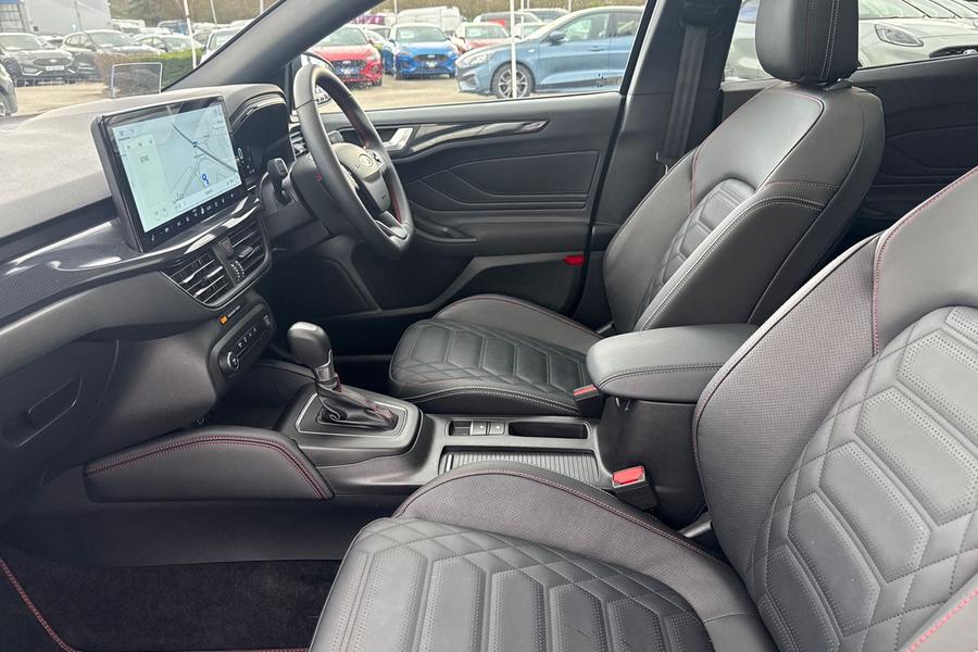 Ford FOCUS Photo autoimg-a3201effa18953b07a004bd311542f646408a5c7.jpg