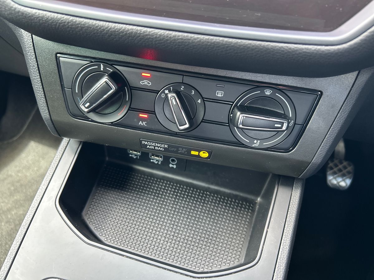 SEAT Ibiza Photo 11