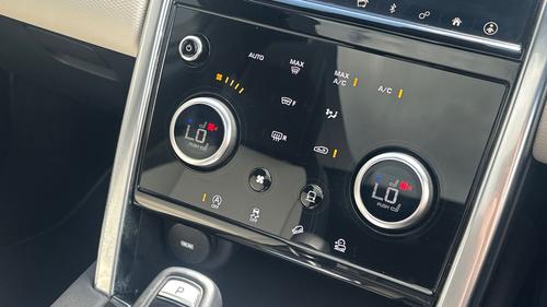 Land Rover Discovery Sport Photo autoimg-a32c3c5365e4d5f9c35e225eb8d1e0001534751b.jpg