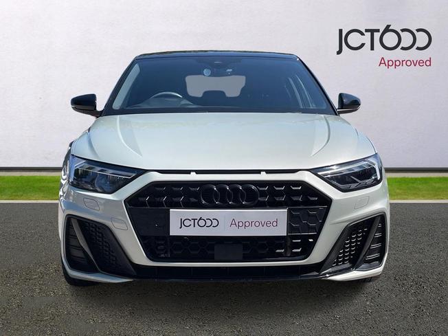 AUDI A1 Photo 8