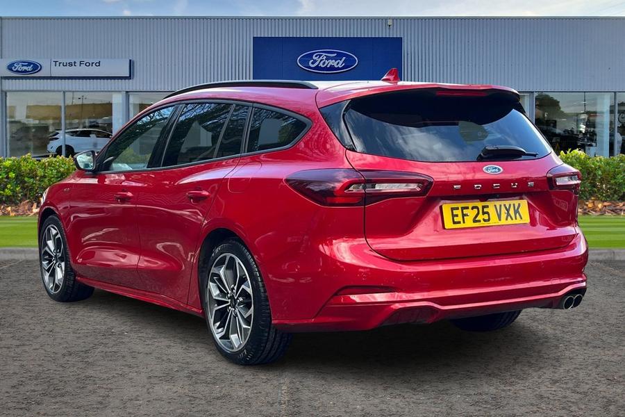 Ford Focus Photo autoimg-a32d98700a7f5dc1f411c52e6478015ca01be833.jpg