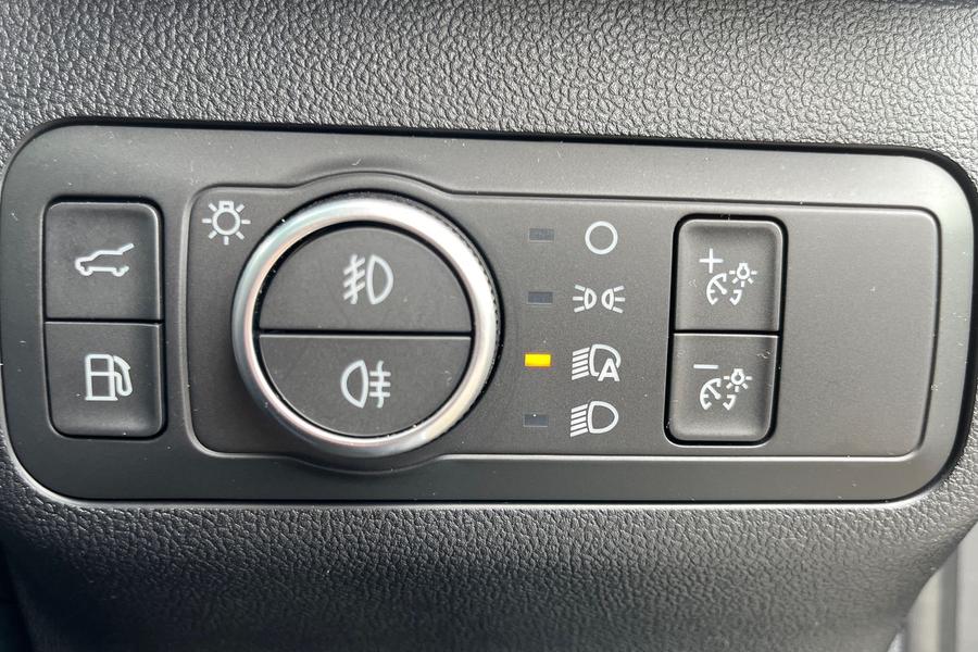 Ford KUGA Photo autoimg-a32e4b2929ee4b05a6a5a689faaf1f924af60ffb.jpg