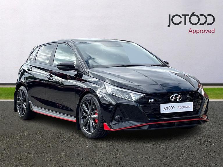 Used 2023 HYUNDAI i20 1.6 T-GDi N Hatchback 5dr Petrol Manual Euro 6 (s/s) (204 ps) Black at JCT600