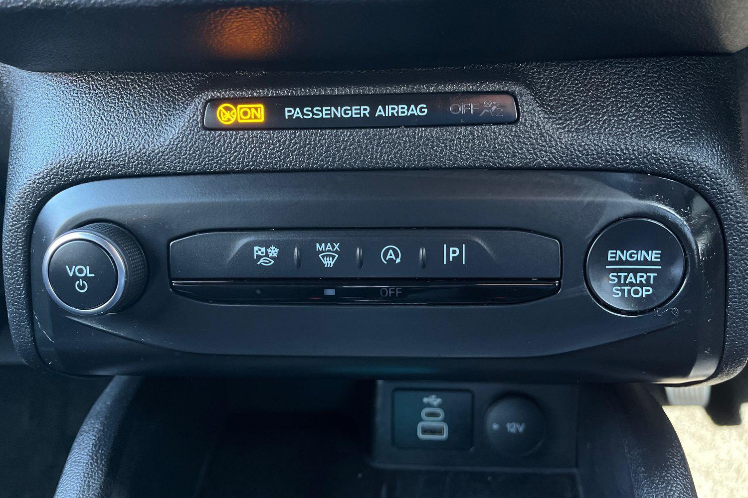 Ford FOCUS Photo 24