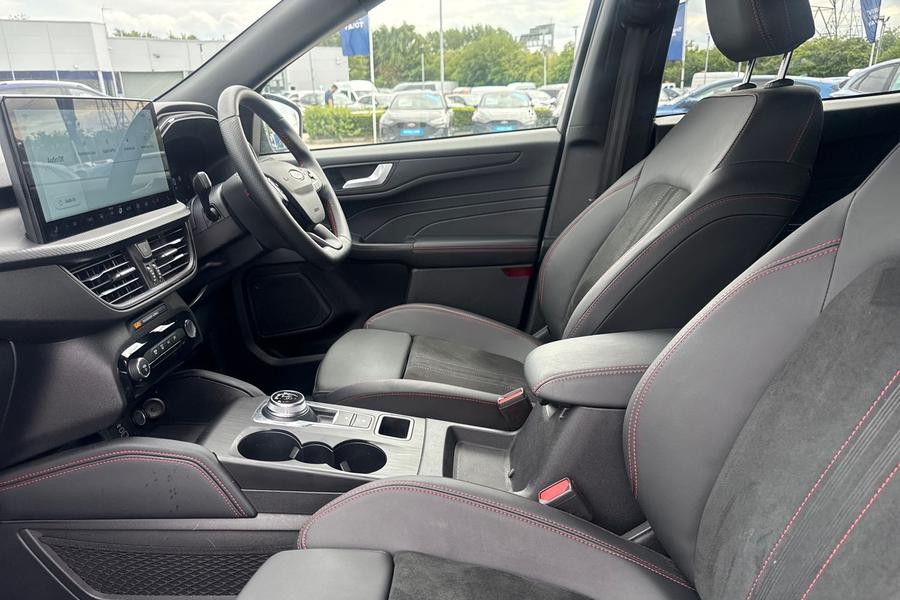 Ford KUGA Photo autoimg-a336c03b6583fc86813ba21a65071c39fa169a32.jpg