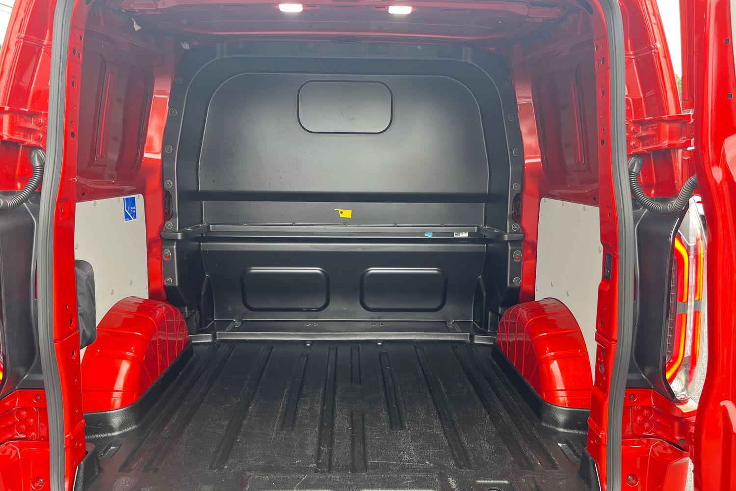 Ford E-TRANSIT CUSTOM Photo 3