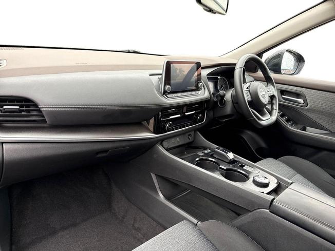 NISSAN X-Trail Photo 2