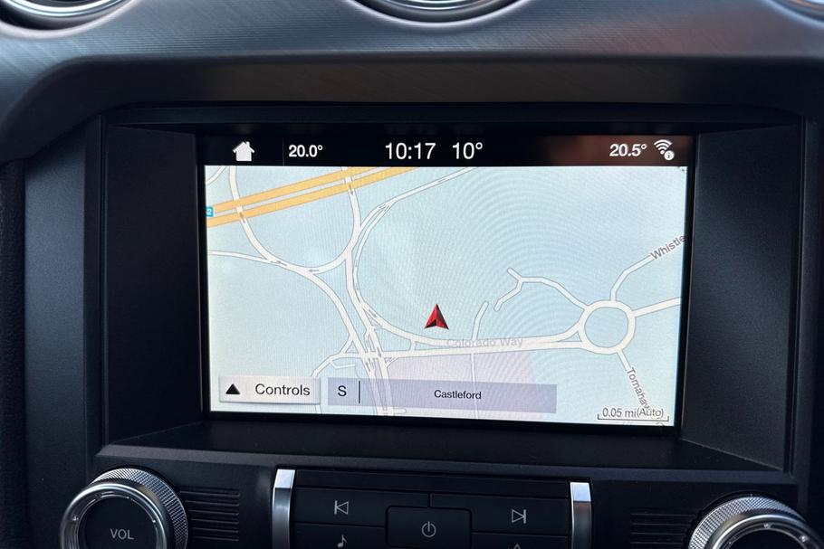 Used Ford MUSTANG 26