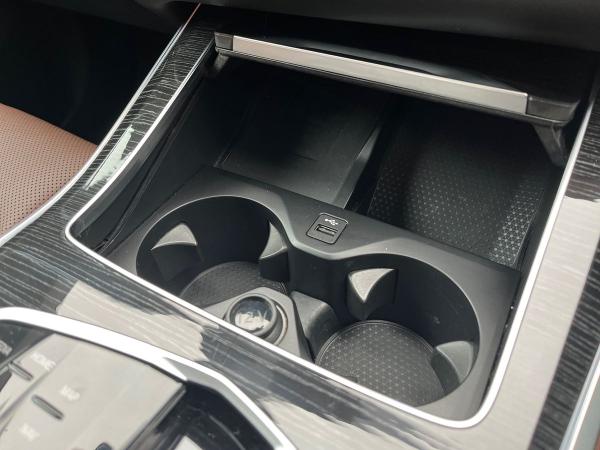 BMW X5 Photo autoimg-a33d318d44cef3e07c8f670dae336293a3fbe3a0.jpg