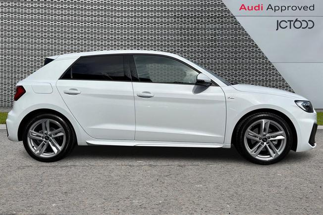 AUDI A1 Photo 4