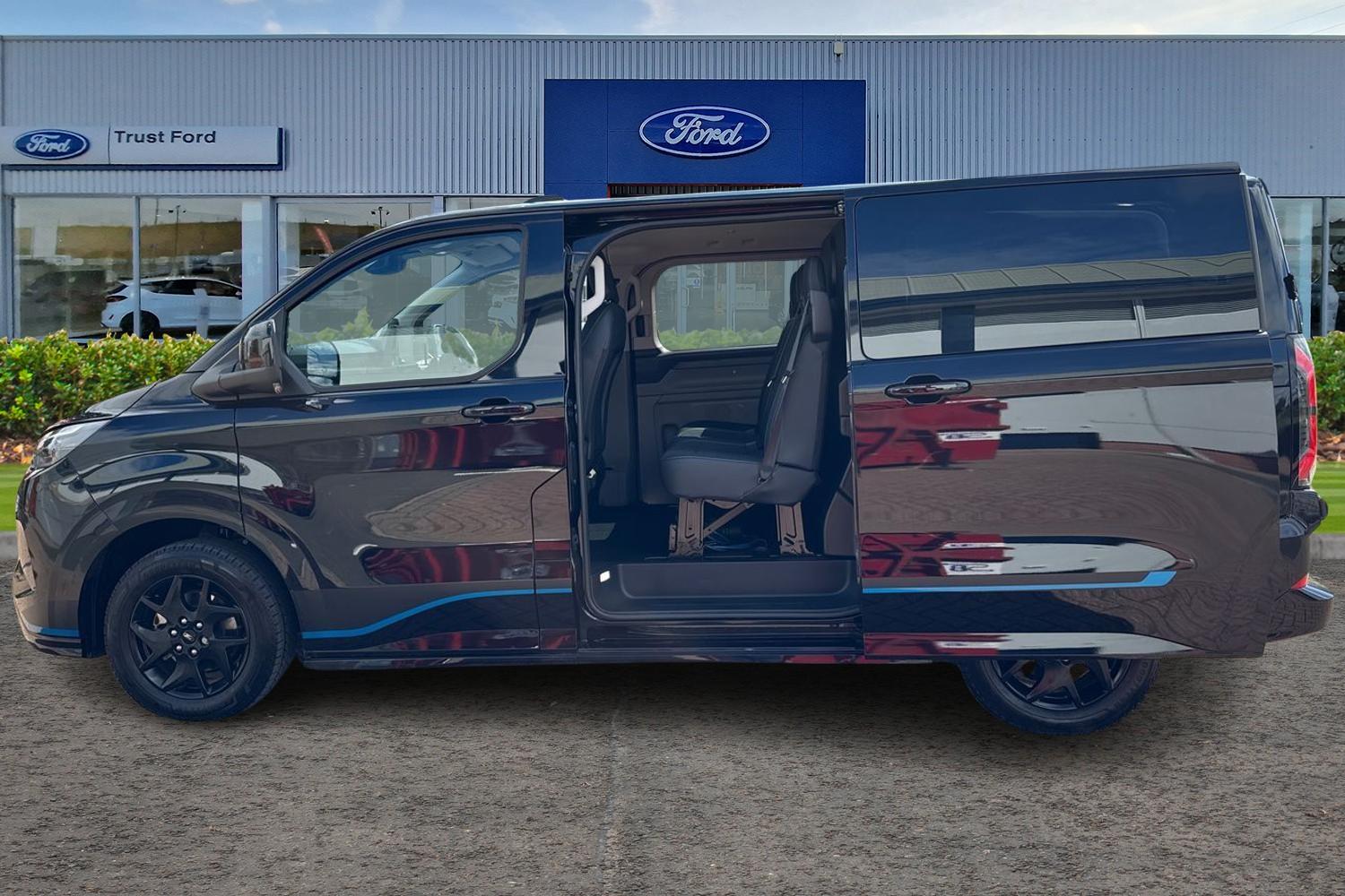 Ford TRANSIT CUSTOM Photo 4