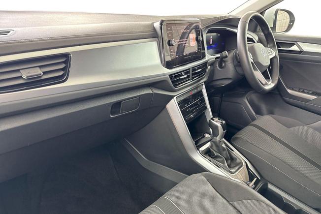 VOLKSWAGEN T-Roc Photo 2