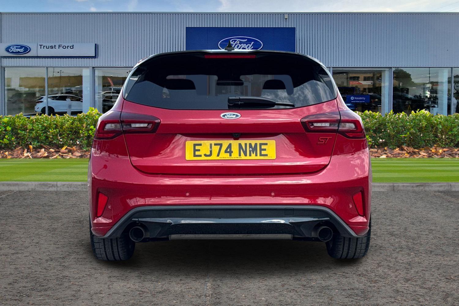 Ford FOCUS Photo 6