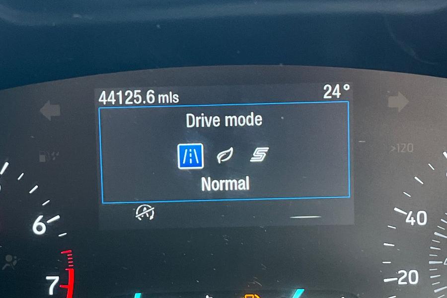 Ford Focus Photo autoimg-a34777239d1441dc11844d9cf4f30528bcbd6223.jpg