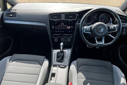 Volkswagen Golf MK7.5 Photo autoimg-a35180a509f0871f096f8ef02ecbe02fe7203bd7.jpg