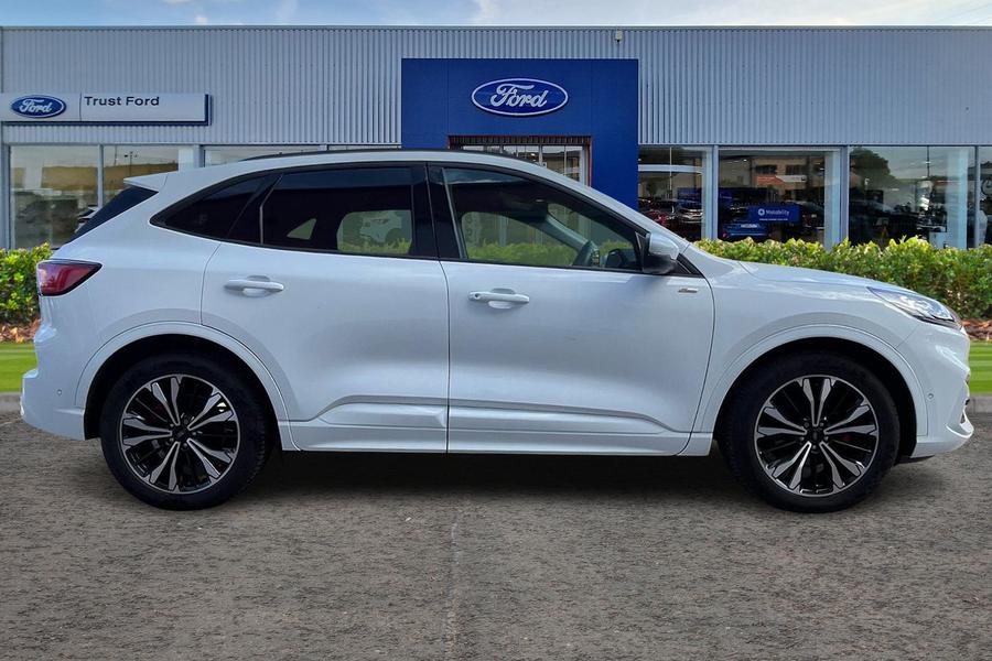 Ford KUGA Photo autoimg-a3526fa08fb36ff4ac3135427f54415d80e46f89.jpg